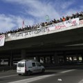 VIDEO: Noć na Autokomandi protekla mirno, vozači sirenama pozdravljaju studente