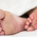 Nemojte ih zapostaviti u ovim hladnim danima: Pomoću samo jedne namirnice stopala će vam biti savršena