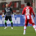 Železničar čuva okosnicu tima: Popović još godinu dana među stativama u Pančevu