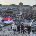 Ko huška na međuverski sukob u Novom Pazaru? Onaj koji zgradu DUNP zove "brlogom" ili "zagrljeni fes i šajkača"
