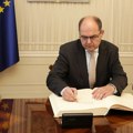 Mediji: Šmit u prvoj polovini sledeće godine napušta BiH, OHR i bonska ovlašćenja ostaju