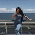 "Мој први стан у Дубаију" Ћерка звезде деведестих се похвалила да је власница некретнине на луксузној дестинацији
