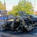 Jeziva slika na Ibarskoj magistrali! Automobil se zapalio posle udesa kod Meljaka: Ima povređenih, od vozila ostala samo…