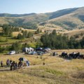 Vučić i Stamatović na Zlatiboru najavili obilaznicu, autoput, prugu, gondolu i sportski kompleks