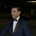 Goca briznula u plač na koncertu: Darko Lazić sišao sa bine, pa kleknuo ispred Tomine udovice