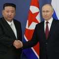 Kim poslao Putinu oružje: Južnokorejski izvori tvrde: Severna Koreja isporučila Rusiji oko 6.700 kontejnera municije