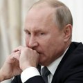 Suza suzu stiže, Putin se rasplakao pred kamerama! Predsednik Rusije nije mogao da obuzda emocije (VIDEO)