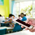 U Avganistanu zabranjeni telefoni u školama