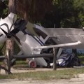(Video) Užas na Floridi: Avion pao na automobil, sedam osoba povređeno