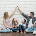 Više od 78 odsto mladih u Srbiji želi dvoje ili troje dece, glavne prepreke - novac i nekretnina
