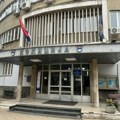 Dvojica uhapšena zbog prebijanja muškarca na benzinskoj pumpi kod Doljevca