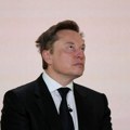 Илон Маск мења назив своје компаније због Трамповог предлога