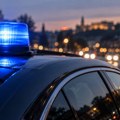 Младић (18) избоден на Дорћолу, лекари му се боре за живот: Покушао да заштити бескућника па нападач ножем насрнуо на њега…