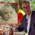 Ovako je aleksandar Vučić izgledao kao beba Danas je najmoćniji čovek u Srbiji, a ove fotografije će vas oduševiti