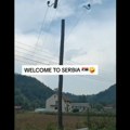„A Tesla, nevera“: U Srbiji postoji wireless bandera, i nasmeje svakog ko je vidi