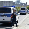 Policijsko vozilo u Nemačkoj udarilo četvorogodišnjeg dečaka i teško ga povredilo
