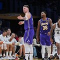 Luka Dončić briljirao, Lebron zakucavao i provocirao, ali su Lejkersi ispali iz NBA kupa!
