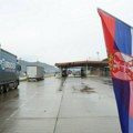 Teretni granični prelazi i dalje blokirani