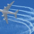 Koliko su opasni beli tragovi iza aviona?