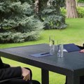 Američka influenserka pitala Zelenskog: "Da li ste konuzumirali kokain s Makronom?" Evo kako je odgovorio predsednik Ukrajine