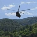 Vatrogasna jedinica Kraljevo: Gašenje požara na Stolovima otežavaju jak vetar, magla i gust dim