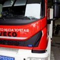 Progutao ga plamen: Auto se u sekundi pretvorio u buktinju usred naselja Adice - meštani u šoku