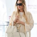 Angelina Jolie pokazala kako izgleda aerodromski look kada elegancija nema slobodan dan