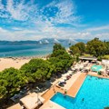 Leto sa Travelland-om: Grčki hoteli sa 4* i 5* po najpovoljnijim cenama dostupni u julu i avgustu
