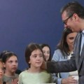 Vučić sa srpskom decom iz regiona: "Ovo je vaša kuća - uvek ćemo vas dočekati raširenih ruku" (video)