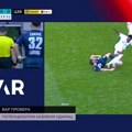 Pogledajte penal za zvezdu u Topoli: Sudija čak 14 puta "vraćao" snimak! (video)