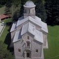 Monasi visokih dečana imali neobičnog gosta Francuski zamenik NATO štaba posetio manastir
