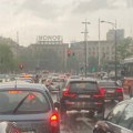 (Video) Kakvo je ovo čudo na ulicama Beograda i Valjeva? Izgleda kao raketa, a evo šta je u pitanju: Ne treba mu gorivo i…