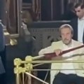 Pogledajte oca Ilona Maska na uskršnjoj liturgiji u Moskvi, gde je bio i Putin! "Rusi su poseban narod, zato je Rusija…