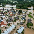 VIDEO: Katastrofalne poplave u Sloveniji, za danas najavljene nove oluje
