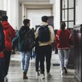 „Patike? Da ne treba da dolaze u opancima?“: U gimnaziji u Beogradu najstroža pravila oblačenja do sada