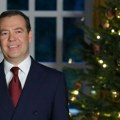 Medvedev poručio EU: Hvala što jačate rusku ekonomiju – dok vaša klizi u recesiju