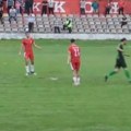 Cirkus kakav fudbal ne pamti! Ceo svet se smeje komšijama, hitno poništili utakmicu (video)