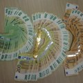 Carinski službenici zaplenili veliku količinu deviza i zlata
