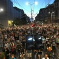 Na beogradskom Trgu Republike završena komemorativna šetnja srednjoškolaca i građana