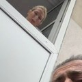 "Bolje da umrem sada..." Sergej poput Romea ispod Isidorine terase. Glumac recitovao stihove, mreže se usijale