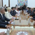 Predsednik Srbije sastao se sa predstavnicima misije MMF-a