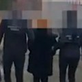 (Video) Pokrala više od sedam miliona, novac trošila na putovanja sa sestrom: Ovako je uhapšena direktorka Ustanove za odrasle…