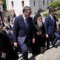 Vučić i Pendarovski obišli manastir Prohor Pčinjski (foto)