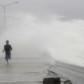 U Kini evakuisano skoro 900.000 ljudi: Tajfun "Saola" stigao do južnih delova zemlje