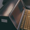 Q1, prvi desktop računar na svetu slučajno pronađen tokom čišćenja kuće – povratak u prošlost računarske revolucije…