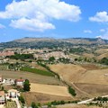 Raj pored mora i to vrlo blizu Srbije! Kirija samo 200 €, kafa 120 dinara: "Ovde žive najsrećniji ljudi"