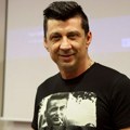 Voditelj (59) se nedavno razveo od 25 godina mlađe, pa šokirao izjavom: "Oženiću se opet, hoću i dete!"