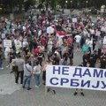 Širom Srbije održana okupljanja građana protiv blokada: Želimo normalan život