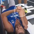 Trenutak kad se cela Srbija zaledila: Jokića gurnuli s leđa, odmah se uhvatio za lakat