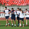 Mladi Orlovi na okupu u Novom Sadu pred sudar sa Francuskom